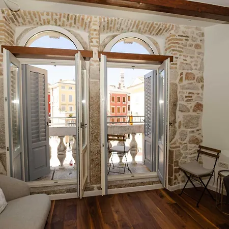 Apartment Luxury And Timeless Haven